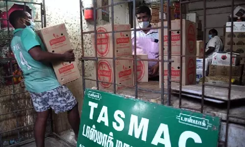 ஊதிய உயர்வு பேச்சுவார்த்தை தோல்வி: டாஸ்மாக் ஊழியர்கள் 11-ந்தேதி போராட்டம்