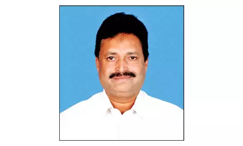 கிருஷ்ணகிரி நகர செயலாளர் எஸ்.கே.நவாப் தி.மு.க.வில் இருந்து திடீர் நீக்கம்