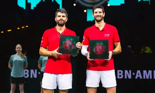ரோட்டர்டாம் ஓபன் டென்னிஸ்: இரட்டையரில் சாம்பியன் பட்டம் வென்ற இத்தாலி ஜோடி