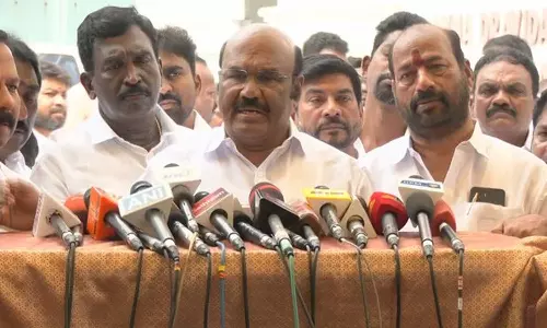 செங்கோட்டையன் புறக்கணிப்பு - கோகுல இந்திரா அதிருப்தி : ஜெயக்குமார் விளக்கம்