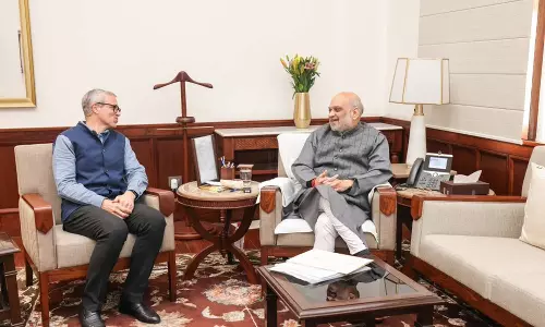 டெல்லியில் அமித்ஷாவுடன் உமர் அப்துல்லா திடீர் சந்திப்பு