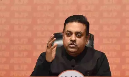 மணிப்பூர் முதல்-மந்திரி யார்? பா.ஜ.க. எம்.எல்.ஏ.க்களுடன் மேலிட பொறுப்பாளர் ஆலோசனை