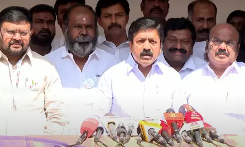 அ.தி.மு.க. உட்கட்சி விவகாரத்தை விசாரிக்க தேர்தல் ஆணையத்திற்கு அதிகாரம் இல்லை - சி.வி.சண்முகம்