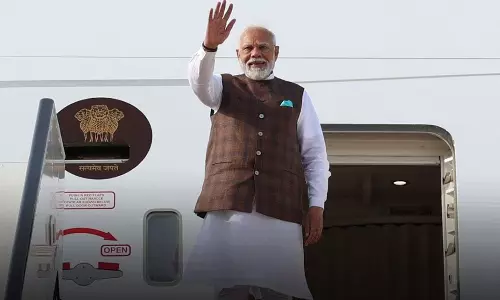 பிரதமர் மோடி விமானத்துக்கு மிரட்டல்- மும்பையில் வாலிபர் கைது