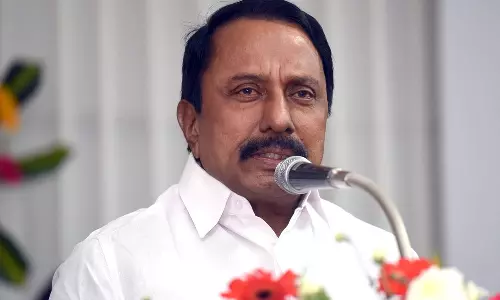 என்னை சோதிக்காதீர்கள்..! - அதிமுக முன்னாள் அமைச்சர் செங்கோட்டையன்