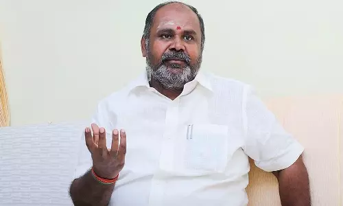 துரோகிகளின் வாதங்களால் அ.தி.மு.க.வை அசைத்து பார்க்க முடியாது- செங்கோட்டையனுக்கு ஆர்.பி.உதயகுமார் மறைமுக பதில்