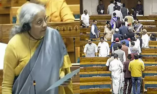 வக்பு மசோதா தொடர்பான கூட்டுக்குழுவின் அறிக்கைக்கு எதிர்ப்பு- எதிர்க்கட்சிகள் வெளிநடப்பு