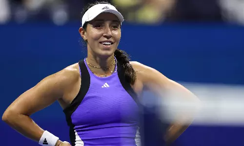 கத்தார் ஓபன் டென்னிஸ்: காலிறுதியில் நம்பர் 6 வீராங்கனை அதிர்ச்சி தோல்வி