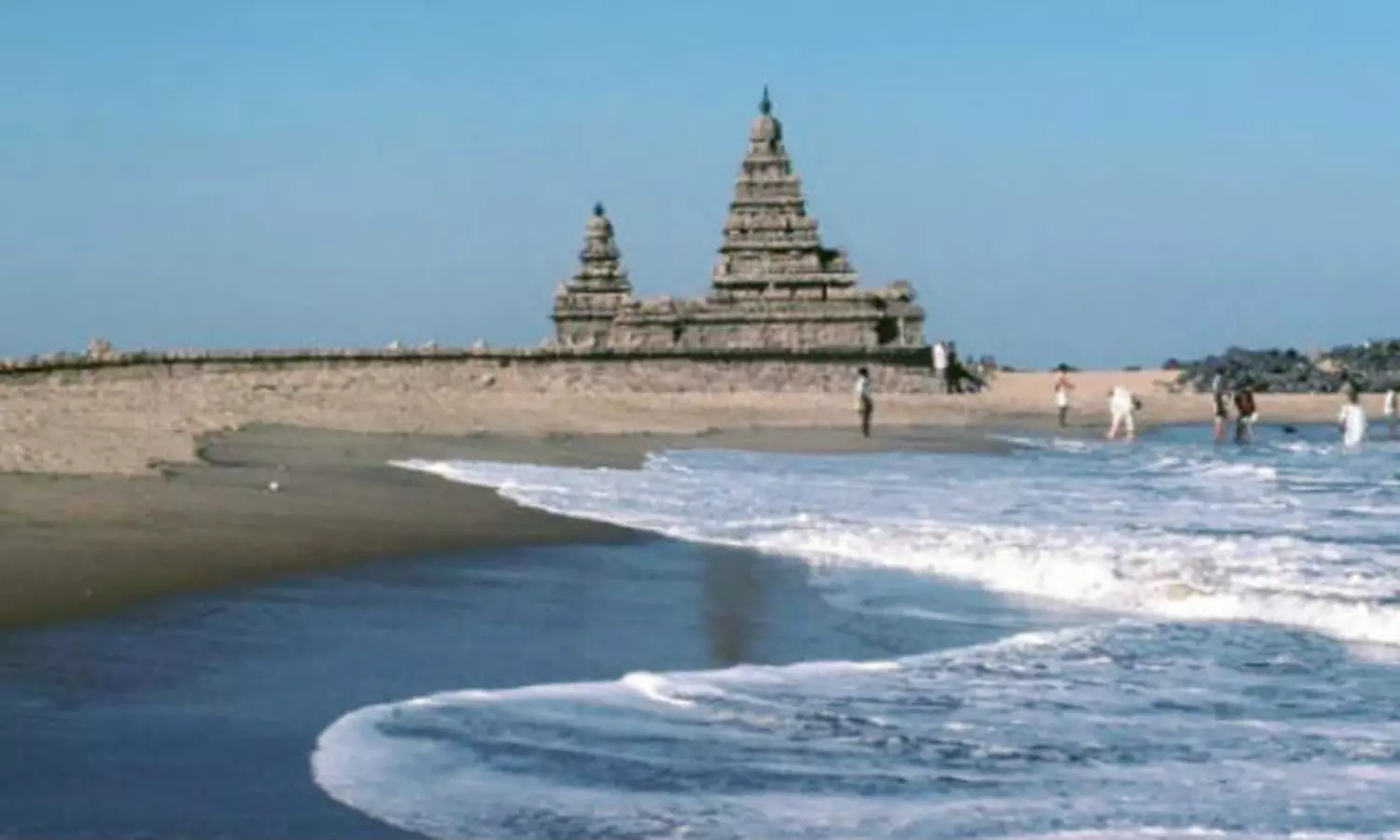 மாமல்லபுரத்தில் காலநிலை மாற்றத்தால் கடலில் மீன் வரத்து குறைந்தது மாமல்லபுரத்தில் காலநிலை மாற்றத்தால் கடலில் மீன் வரத்து குறைந்தது