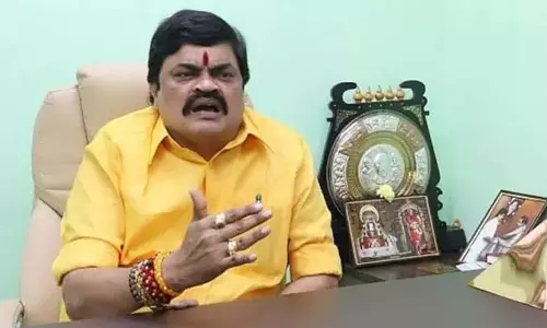 அ.தி.மு.க. முன்னாள் அமைச்சர்  ராஜேந்திர பாலாஜி மீது சிபிஐ வழக்குப்பதிவு