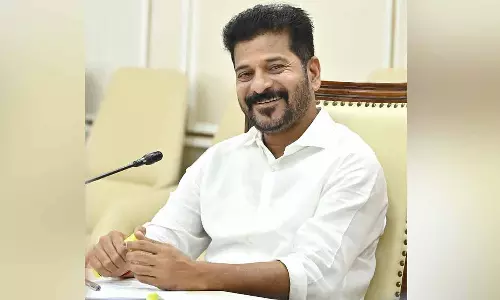 முஸ்லிம் ஊழியர்கள் மாலை 4 மணிக்கு வீடு செல்லலாம்: ரம்ஜான் பண்டிகைக்காக சலுகை அறிவித்த தெலுங்கானா அரசு