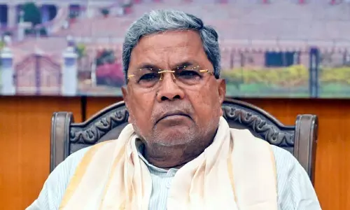 சாதிவாரி கணக்கெடுப்பு அறிக்கையை அமல்படுத்துவதில் கர்நாடக அரசு உறுதிப்பூண்டுள்ளது: சித்தராமையா