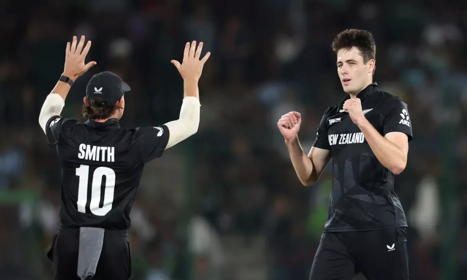 சாம்பியன்ஸ் டிராபி: 60 ரன்கள் வித்தியாசத்தில் பாகிஸ்தானை வீழ்த்தியது நியூசிலாந்து