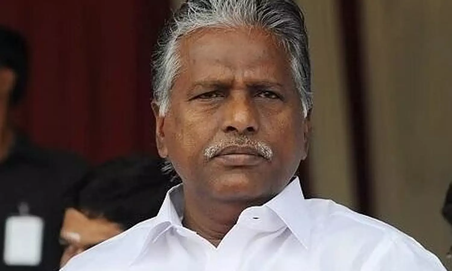 தி.மு.க. ஆட்சியில் தமிழகத்தில் பெண்களுக்கு பாதுகாப்பு இல்லாத சூழ்நிலை ஏற்பட்டுள்ளது- கே.பி.முனுசாமி தி.மு.க. ஆட்சியில் தமிழகத்தில் பெண்களுக்கு பாதுகாப்பு இல்லாத சூழ்நிலை ஏற்பட்டுள்ளது- கே.பி.முனுசாமி