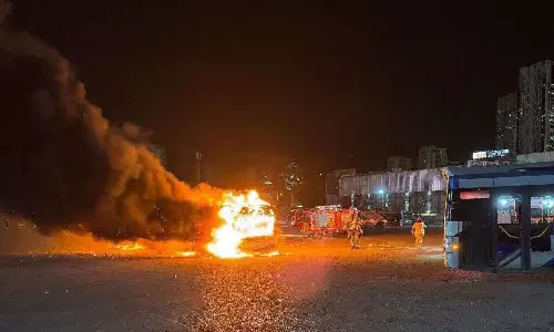 இஸ்ரேல்: பேருந்துகளில் தொடர் குண்டுவெடிப்பு - மீண்டும் பயங்கரவாத தாக்குதல்?