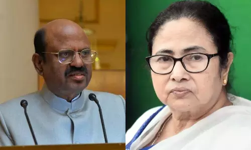 கும்பமேளா மனிதனை கடவுளுடன் இணைக்கும் பாலமாக கருதுகிறேன்- மம்தாவுக்கு மேற்குவங்காள கவர்னர் பதில்