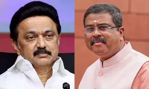 கல்வியை அரசியலாக்க வேண்டாம்.. மும்மொழிக் கொள்கை விவகாரத்தில் தமிழக அரசுக்கு தர்மேந்திர பிரதான் கடிதம்