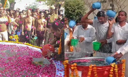 பாவத்தைக் கழுவ புனித நீராடிய 90,000 கைதிகள்.. மகா கும்பமேளா  நீரை சிறைகளுக்கு கொண்டு வந்த உ.பி. அரசு