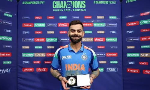 ஐசிசி தொடரில் அதிக முறை ஆட்ட நாயகன் விருது: பாகிஸ்தானுக்கு எதிராக விராட் கோலி சாதனை