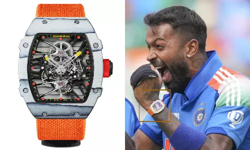 பாக்.-க்கு எதிரான போட்டி.. ஹர்திக் அணிந்திருந்த வாட்ச்-இன் விலை ரூ. 7 கோடி- என்ன ஸ்பெஷல்?