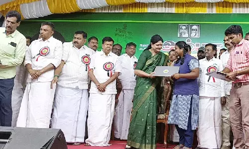 வெறுப்புகளை மறந்து அ.தி.மு.க.வை மீண்டும் ஒருங்கிணைக்கச் செய்வதே எனது லட்சியம்- சசிகலா