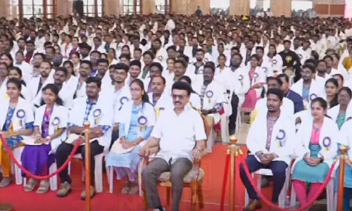 மக்கள் நலனை மருத்துவமனைகளில் நீங்கள் கவனியுங்கள்: உங்கள் நலனை இந்த அரசு பார்த்துக்கொள்ளும்! - மு.க.ஸ்டாலின்