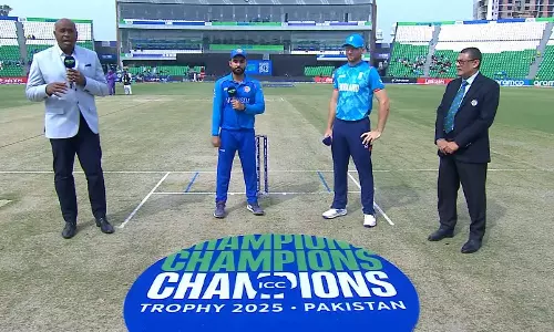 சாம்பியன்ஸ் டிராபி: இங்கிலாந்துக்கு எதிரான போட்டியில் ஆப்கானிஸ்தான் பேட்டிங் தேர்வு