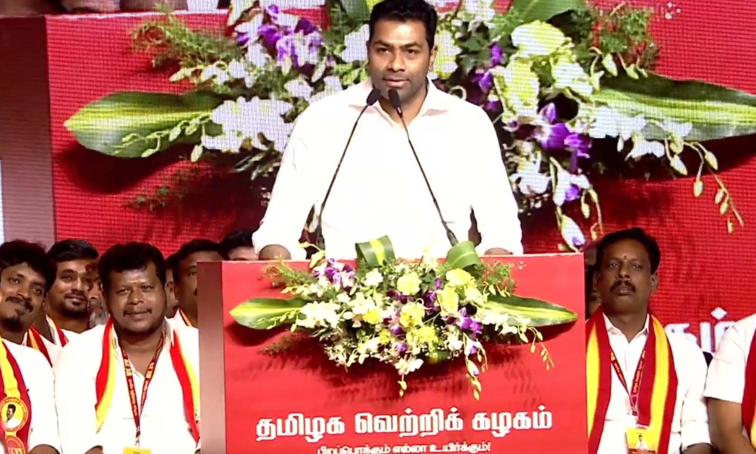 கடன் வாங்கி ஊழல்,  சாதி அரசியல் பேசி வென்ற போலி கபடதாரிகள்  - தி.மு.க.-வை  விமர்சித்த ஆதவ் அர்ஜுனா