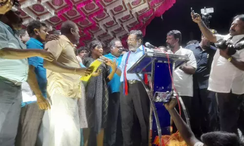 திடீரென வந்தவர்கள் எல்லாம் முதலமைச்சராக வருவோம் என தம்பட்டம் அடித்துக்கொள்கிறார்கள்- திருமாவளவன்