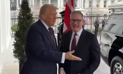 இங்கிலாந்துக்கு வாருங்கள்: அதிபர் டிரம்புக்கு மன்னர் சார்லஸ் அழைப்பு