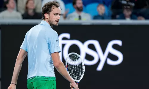 துபாய் ஓபன் டென்னிஸ்: காலிறுதியில் மெத்வதேவை வெளியேற்றிய நெதர்லாந்து வீரர்