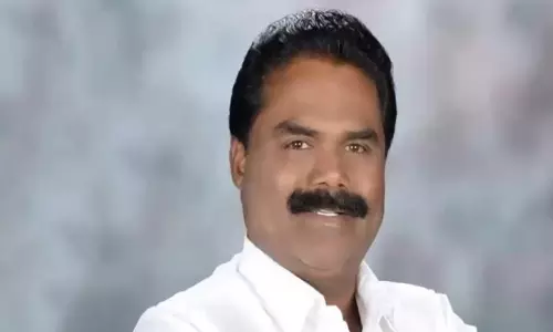 கலெக்டர், எஸ்.பி. நான் சொல்வதை தான் கேட்க வேண்டும் - தி.மு.க. மாவட்ட பொறுப்பாளர் அடாவடி