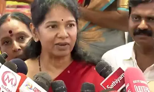 சீமானின் பேச்சை அவரது கட்சிப் பெண்கள் எப்படி சகித்துக்கொள்கிறார்கள்- கனிமொழி