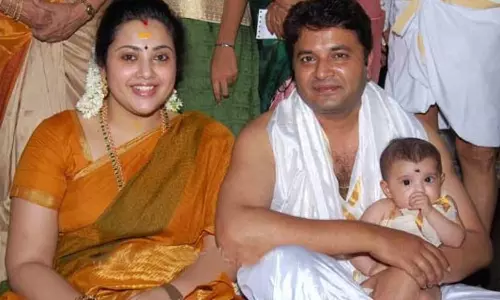 மீனா மலரும் நினைவுகள்... தாய்மையை உணர்ந்தேன்!