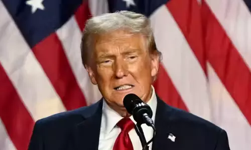 உக்ரைனுக்கு வழங்கப்பட்ட ராணுவ உதவிகளை நிறுத்திய அமெரிக்கா - டிரம்ப் அதிரடி