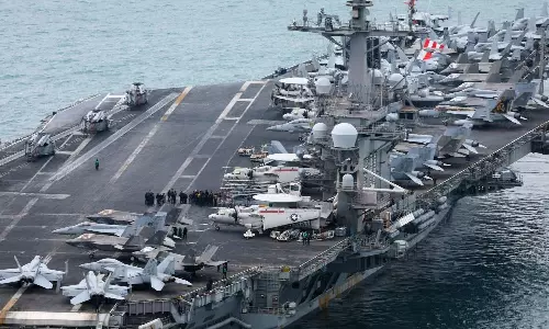 தென்கொரியாவில் விமானம் தாங்கி போர்க் கப்பல்: அமெரிக்காவுக்கு வடகொரியா எச்சரிக்கை