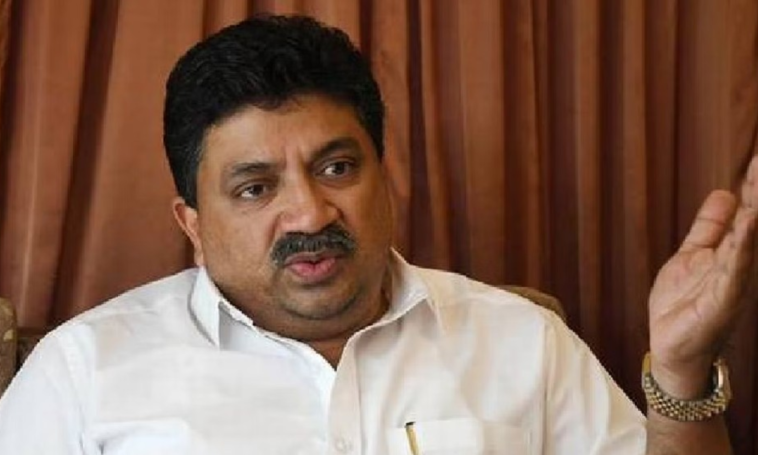 மும்மொழி கொள்கை விவகாரம்: மத்திய அரசை கேள்விகளால் துளைத்தெடுத்த அமைச்சர் பி.டி.ஆர்.