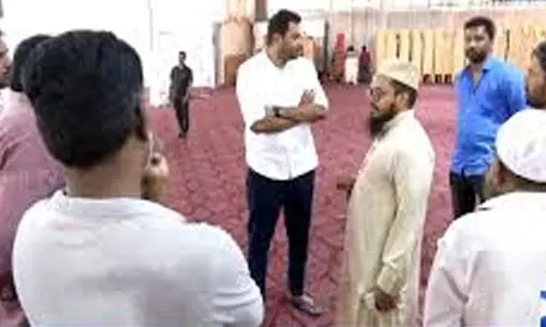 த.வெ.க-வின் ரமலான் நோன்பு: நிகழ்ச்சி நடக்கும் அரங்கில் ஆதவ் அர்ஜூனா நேரில் ஆய்வு