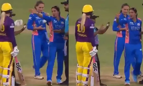 மகளிர் பிரீமியர் லீக்: களத்தில் மோதிக்கொண்ட கவுர், சோஃபி எக்லெஸ்டோன்- வைரல் வீடியோ