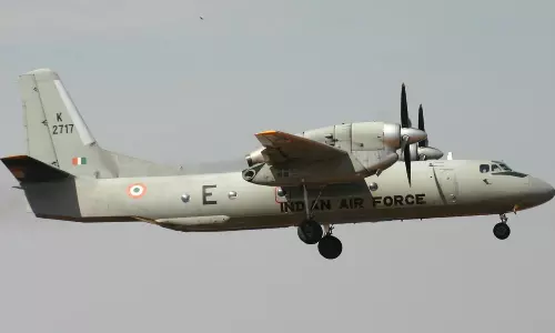 ஒரே நாளில் 2 முறை விபத்தில் சிக்கிய இந்திய விமானப்படை விமானங்கள்