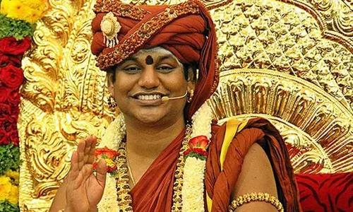 ஈக்வடார் நாட்டில் நெருக்கடி அதிகரித்ததால் சொகுசு கப்பலுக்கு இடம் மாறிய நித்யானந்தா