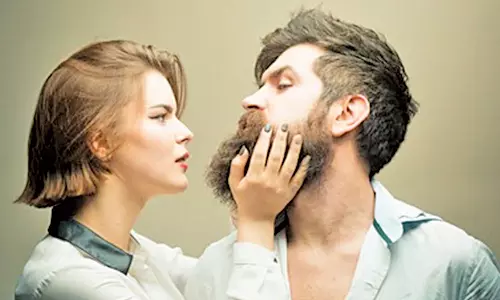 அழகான தாடி வைத்திருந்தால் அழகான பெண்கள் தேடி வருவார்களாம்- ஆய்வு சொல்லும் ருசிகர தகவல்