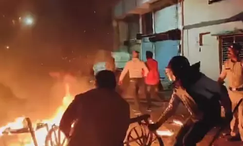 VIDEO: சாம்பியன்ஸ் டிராபி வெற்றிக் கொண்டாட்டத்தில் கலவரம்.. கடைகள் எரிப்பு - பெட்ரோல் குண்டுவீச்சு