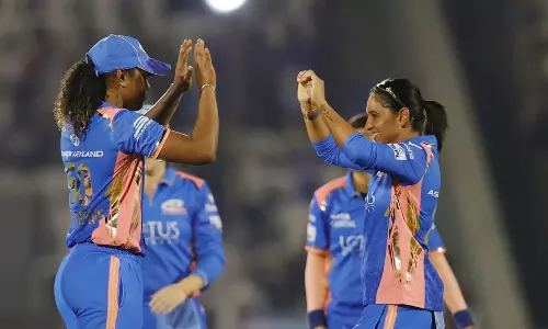 மகளிர் பிரீமியர் லீக்: குஜராத்தை வீழ்த்தியது மும்பை