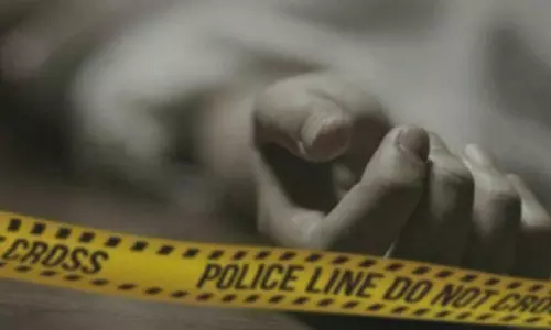 தெலுங்கானாவில் மகள், மகனை கொன்று தம்பதி தூக்கிட்டு தற்கொலை.. கடன் தொல்லையால் குடும்பமே அழிந்த சோகம்