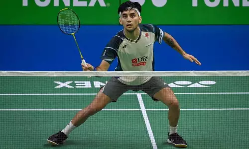 ஆல் இங்கிலாந்து பேட்மிண்டன்: முதல் சுற்றில் இந்திய வீரர் லக்ஷயா சென் போராடி வெற்றி