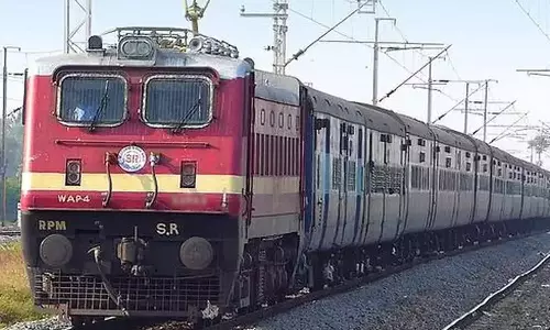 தாம்பரம்-திருச்சி இடையே சிறப்பு ரெயில்களை அறிவித்த தெற்கு ரெயில்வே