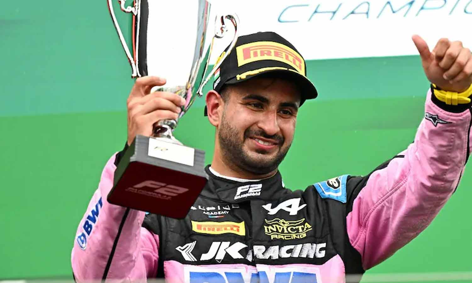 3-வது இந்தியர்.. பார்முலா1 கார் பந்தய அணியில் இடம் பிடித்த குஷ் மைனி