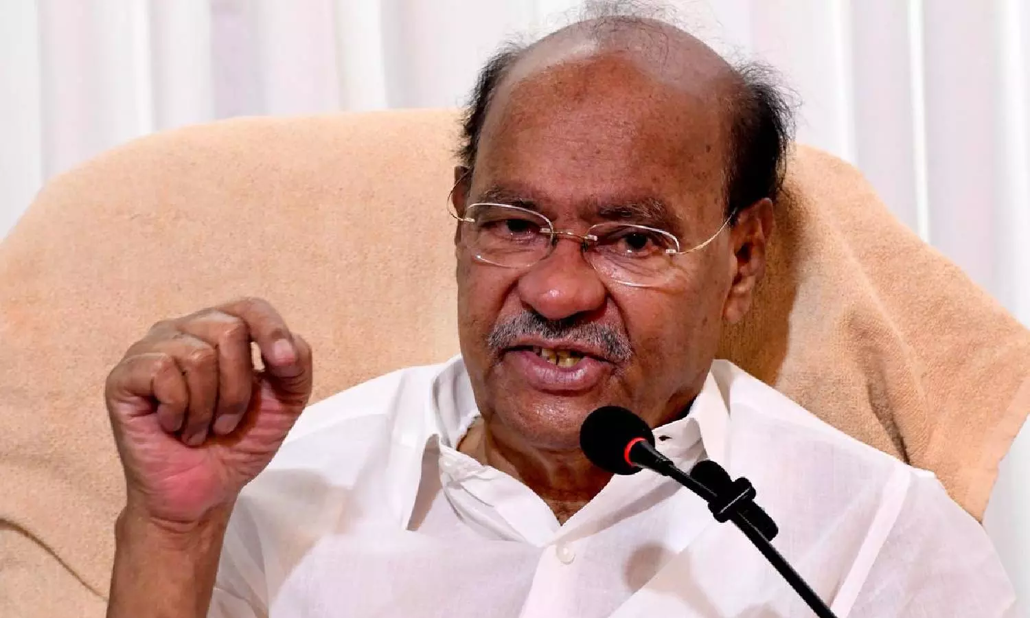 பள்ளிகளின் இணைய கட்டணத்தை உள்ளாட்சி அமைப்புகள் மீது சுமத்துவதா?- ராமதாஸ்