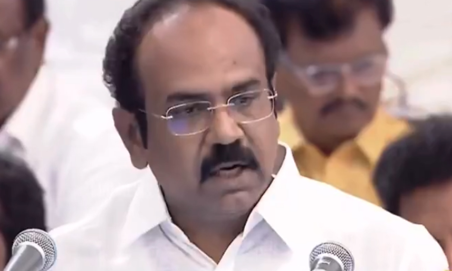 தமிழக பட்ஜெட்: வரும் நிதியாண்டில் காங்கிரிட் வீடுகள் கட்ட ரூ.3500 கோடி ஒதுக்கீடு